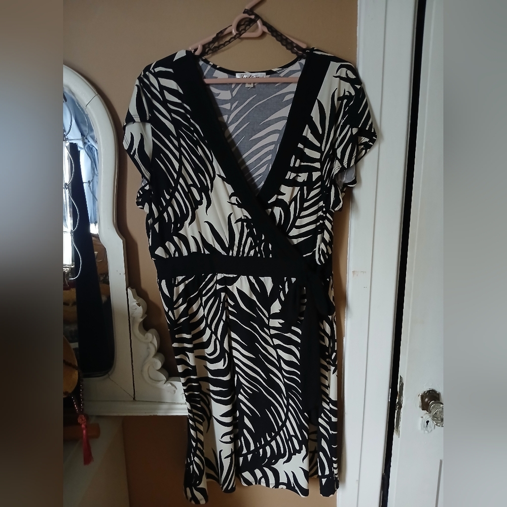 Tradition size 16 dress